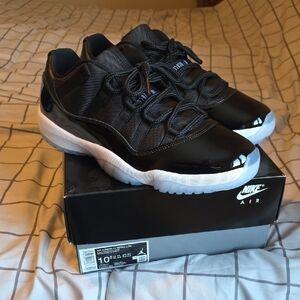 Nike Air Black and White Low-Top Sneakers